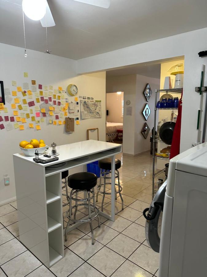 Pied-A-Terre Center Of Tijuana Apartment ภายนอก รูปภาพ