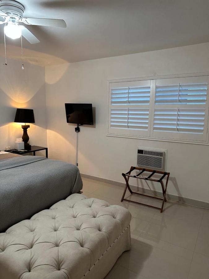 Pied-A-Terre Center Of Tijuana Apartment ภายนอก รูปภาพ