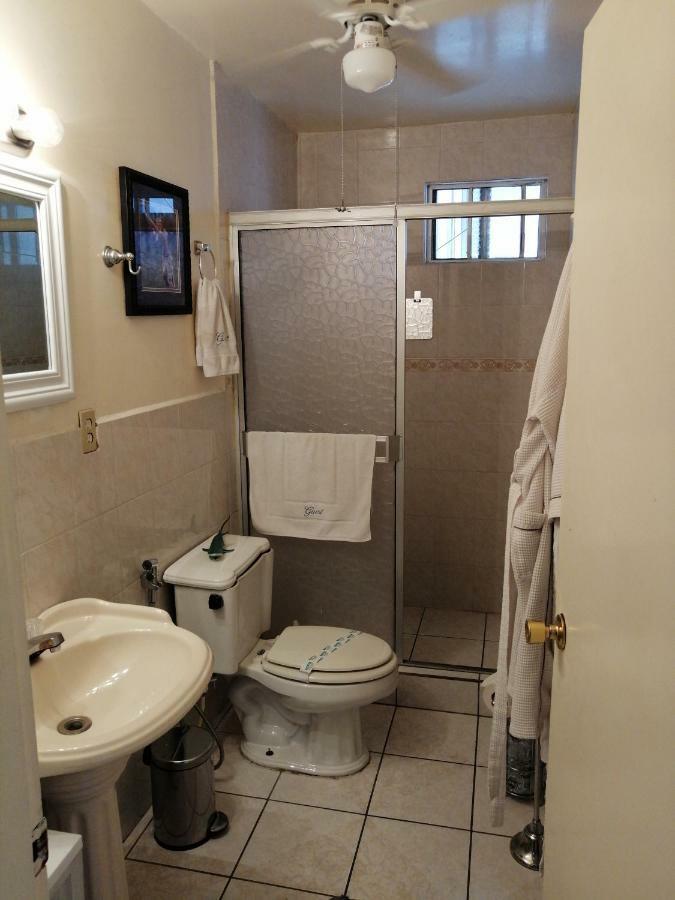 Pied-A-Terre Center Of Tijuana Apartment ภายนอก รูปภาพ