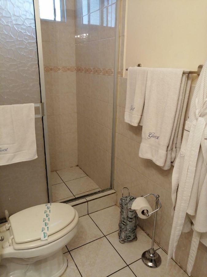 Pied-A-Terre Center Of Tijuana Apartment ภายนอก รูปภาพ
